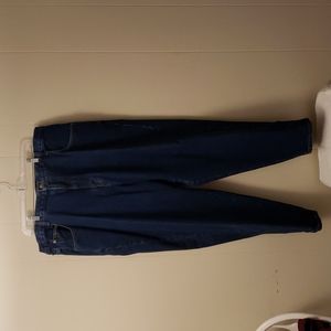 Womens Avenue Blues Jeans